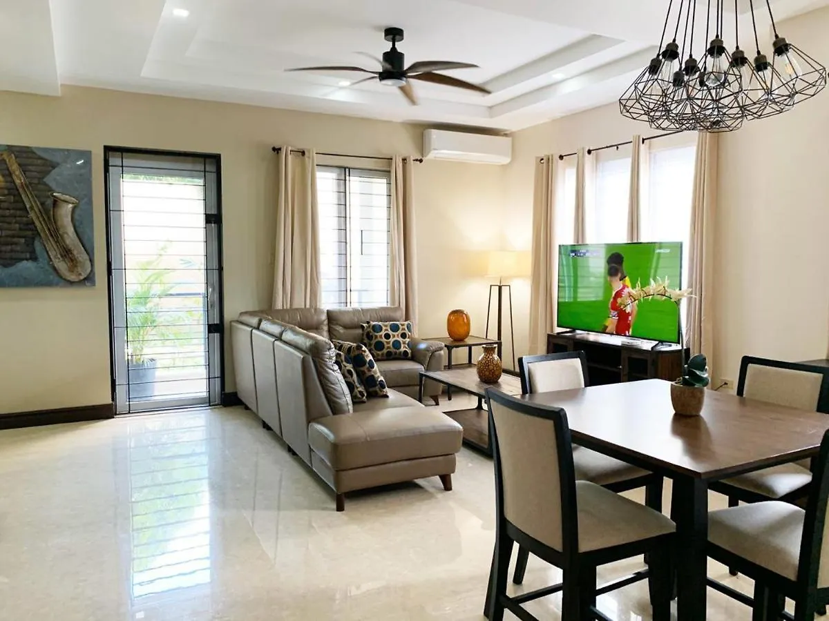Norbrook Suites Kingston 0*,